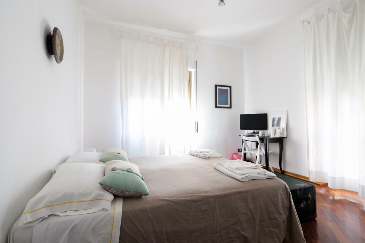 I Quattro Gattoni Hotel Наполи Екстериор снимка