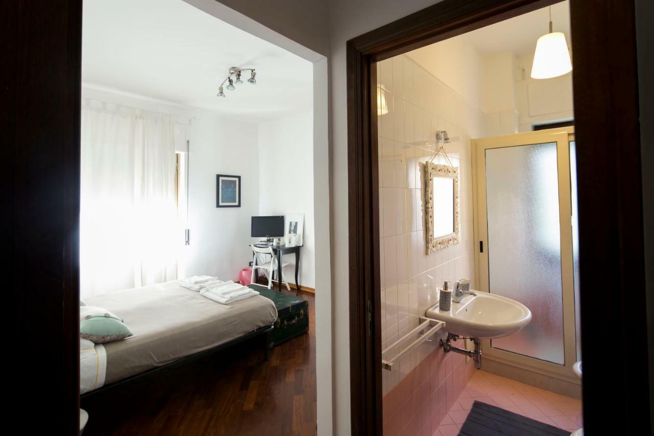 I Quattro Gattoni Hotel Наполи Екстериор снимка